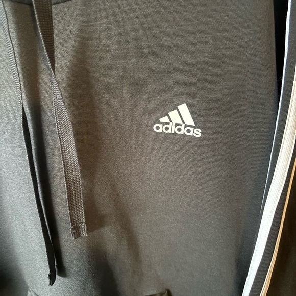 Adidas Black Sweatshirt with Iconic Stripes - Picture 4 of 8